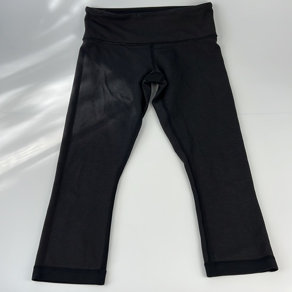 Lululemon Crop Leggings Sz: 6 - Picture 7 of 11